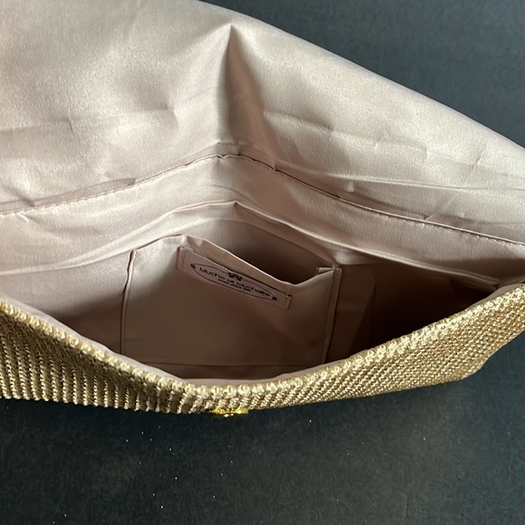 Muche Et Muchette Woven Gold Clutch - Picture 9 of 11